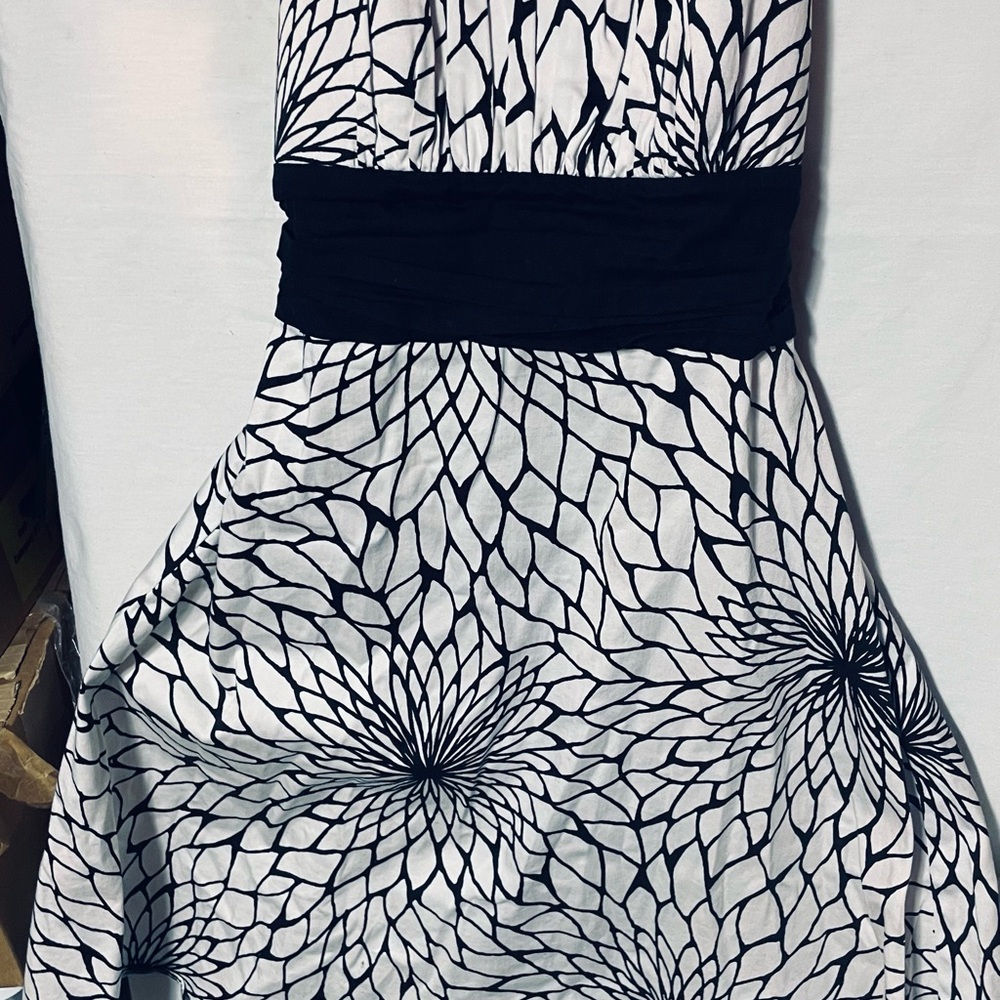 Elegant Black and White Floral Dress